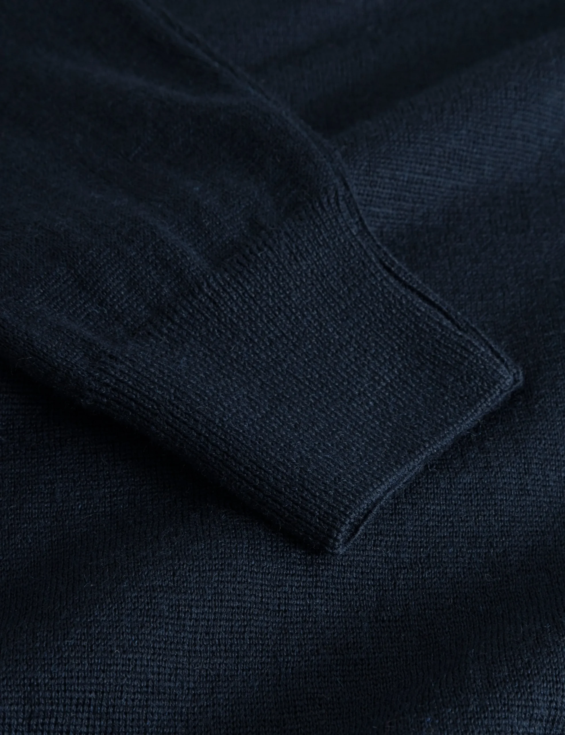 forét Knitwear | Sweatshirts | BASE MERINO POLO KNIT -